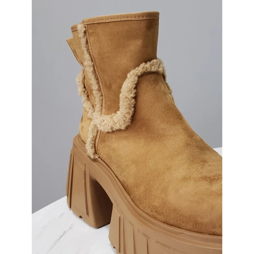 NEW‎ NO BOX SIZE 8 Dollskill Current Mood PLATFORM Y2K BRATZ BOOTS FUR FESTIVAL